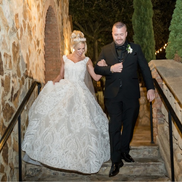 Rivini Vreeland Wedding Ball Gown - Picture 1 of 6